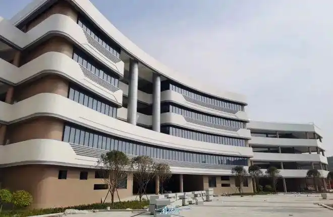 重磅惠安亮亮中学将于9月开学首批招生500名初一学生和500名高一学生