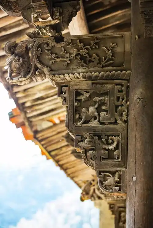 【发现】房梁上的记忆——雕饰之美,营造之精,民居之魅_澎湃号·政务_