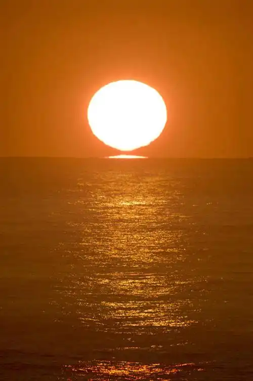 无人,竖图,室外,白天,正面,旅游,度假,日出,海浪,海洋,美景,太阳,日本