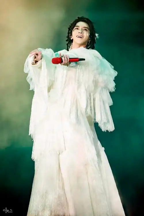 华晨宇官宣烟台演唱会##2024华晨宇火星演唱会