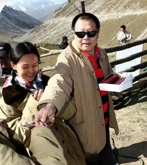 当时的李培森已经是小有名气的编剧,同时也是一位成功的商人.