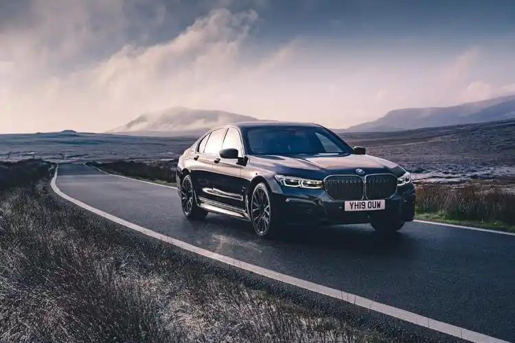 全新的设计语言,让其喜更加动感十足_宝马7系论坛_手机汽车之家