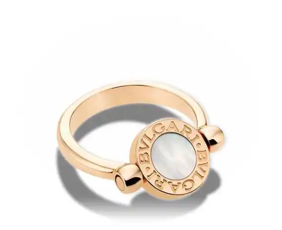 1879年,索帝里欧·宝格丽举家移民到意大利的那不勒斯,1884年他在罗马