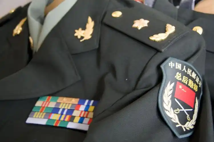 (你发徽章我发军服)07式三总部将军军服