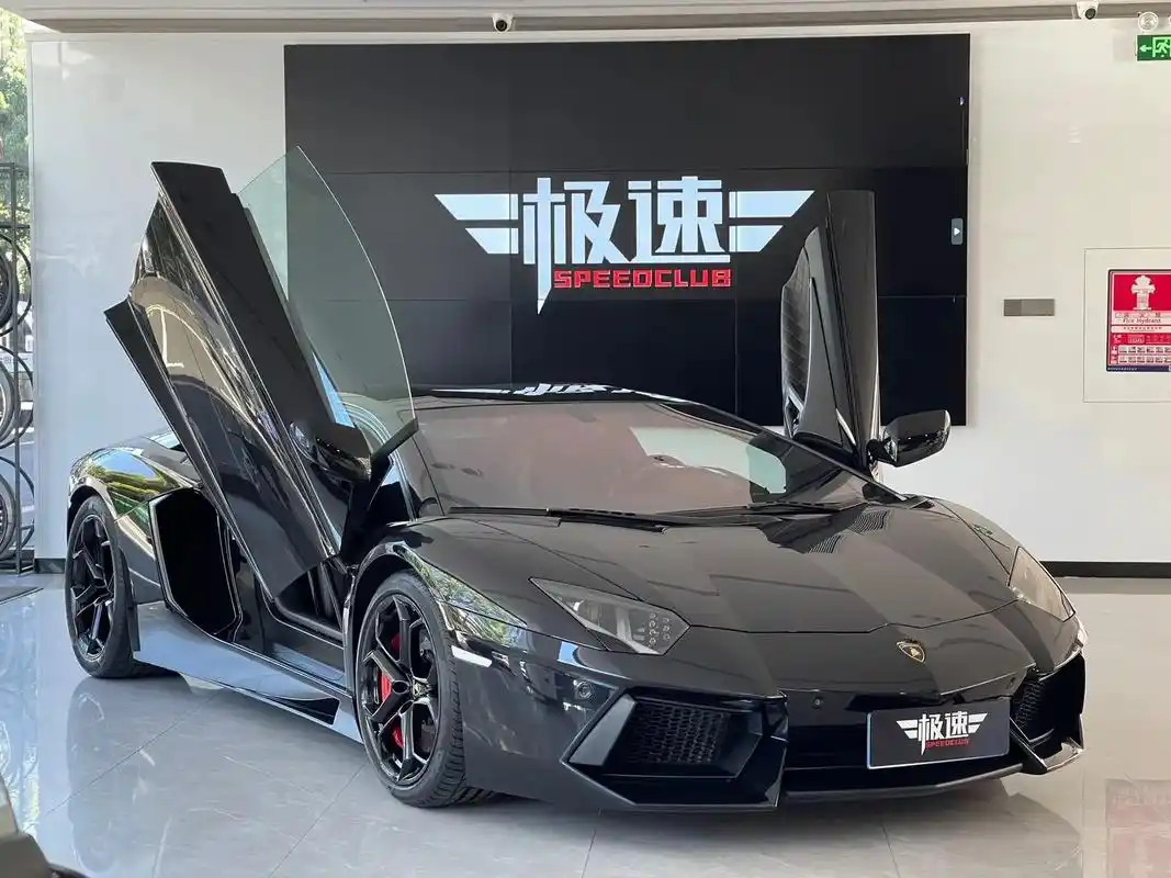 真男人开v12 黑武士大牛lp700-4.2011款兰博基尼 - 抖音