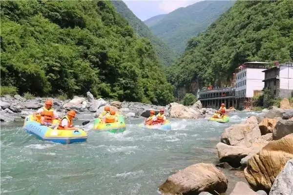 【在行动·旅游发展】青龙峡漂流正式开漂