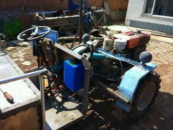 手扶拖拉机改装,手扶改方向盘,两驱秒变四驱,这种改法感觉换挡不发便