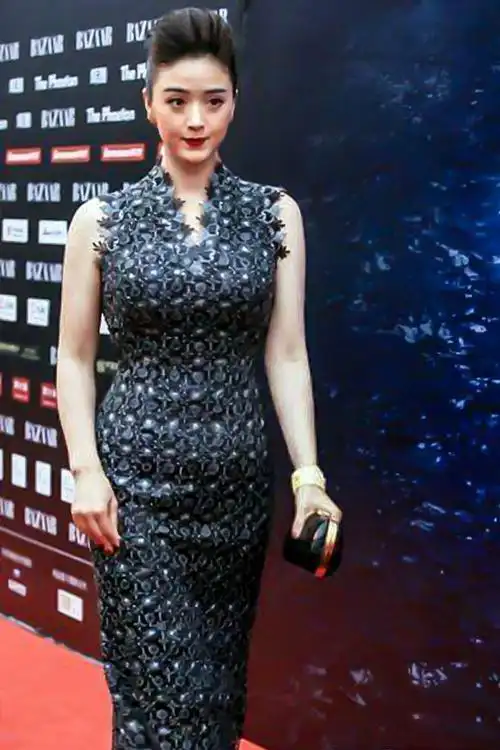 她虽然说已到达了140斤的地步,也许很多人一看到这个数字就觉得这个女