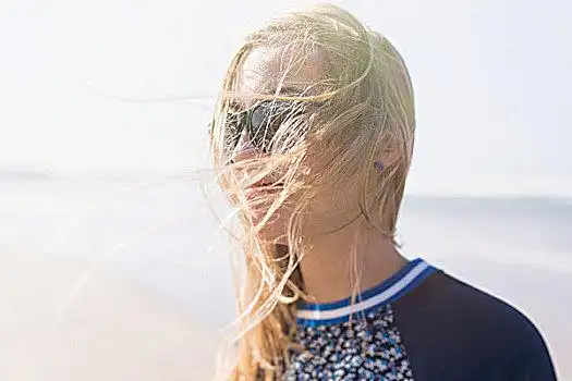 高兴,美女,风吹,头发,海滩