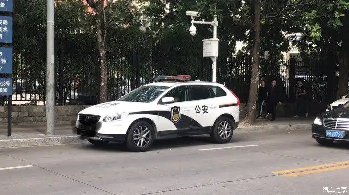 现在警车都上沃尔沃了
