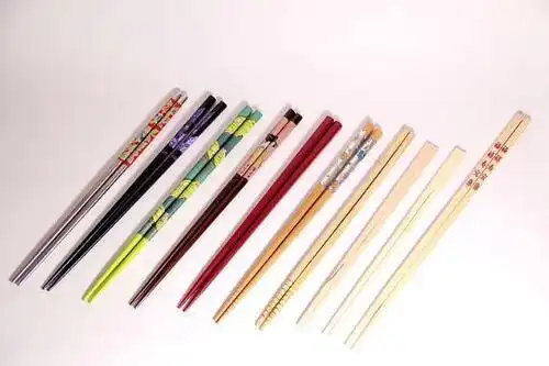 筷子除了用来吃饭,还有许多妙用,家里闲置的筷子都可以用起来了,拒绝