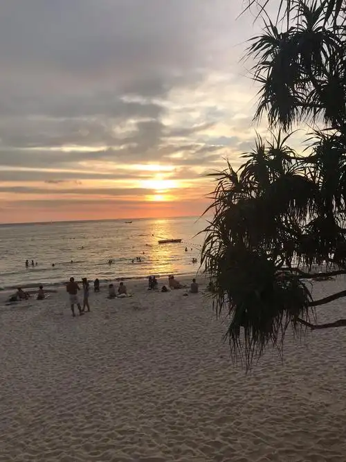 卡塔海滩是普吉岛三大海滩之一.