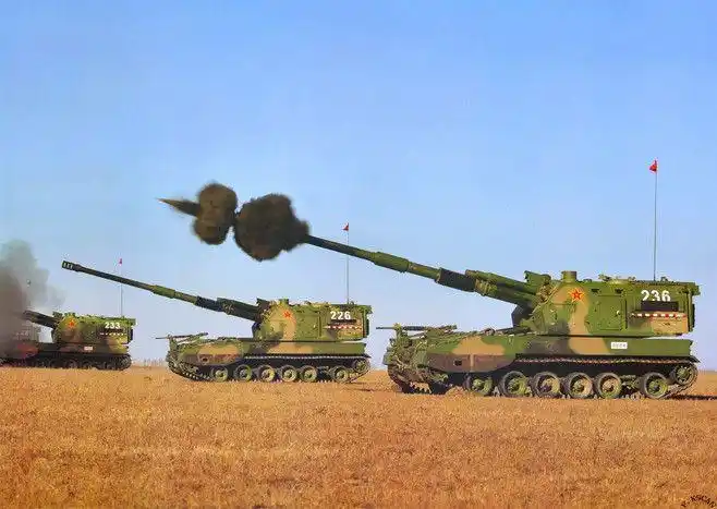 05式155毫米重型自行榴弹炮