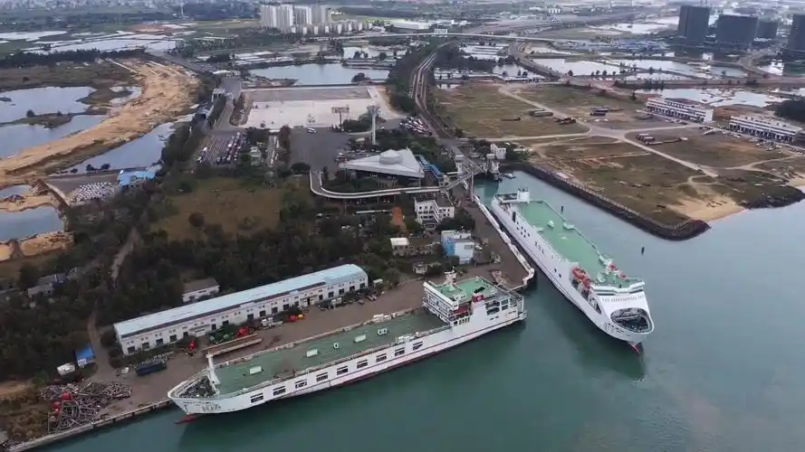 粤海铁路轮渡