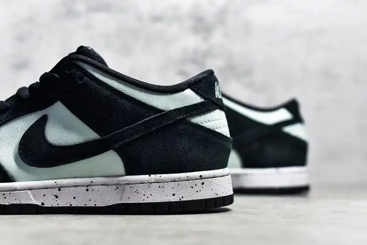耐克dunksb小钻石nikesbdunkbarelygreen头层牛皮耐克dunk最高复刻