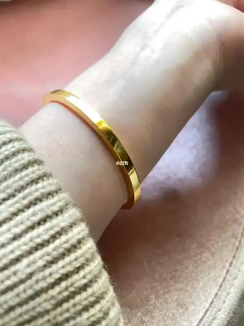 去改的款,真的是越看越喜欢#金手镯  #黄金手镯
