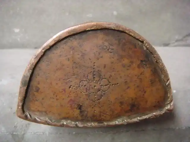 【佛像】完整美品鎏金原封底---释迦牟尼