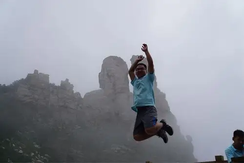 勇攀高峰—华北事业部涞源白石山5小时