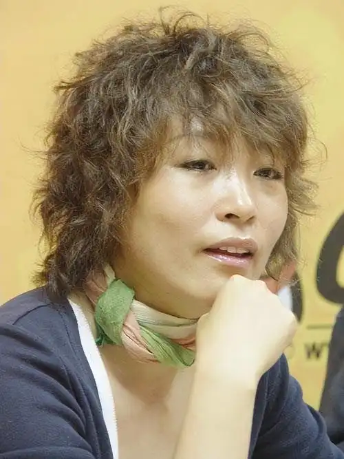 歌手陈琳:39岁从9楼一跃而下,两任丈夫争遗产,母亲无法释怀