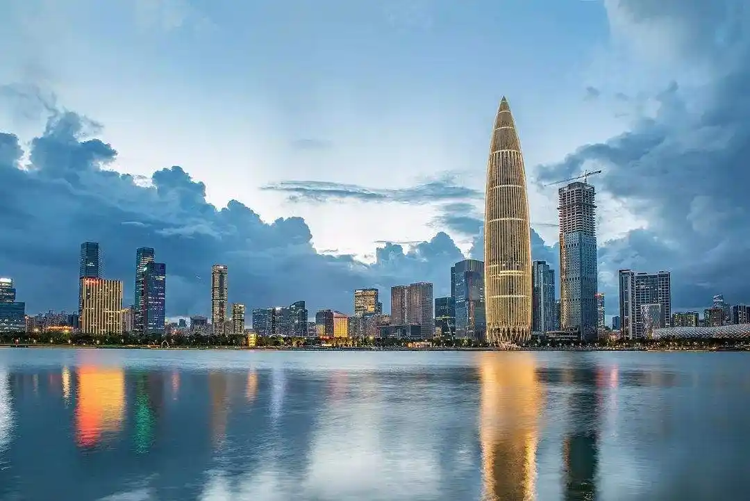 深圳地标性建筑,被戏称为"子弹",你知道它的寓意吗?