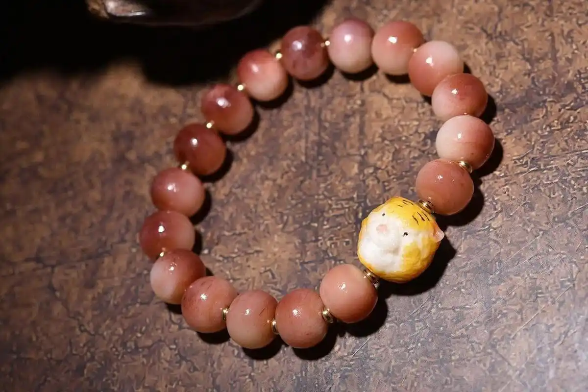 骨艺手串根付小老虎358 骨艺——手串——半血,超油润骨质,尺寸12x10