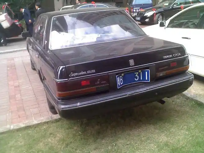 丰田第八代皇冠 crown ms132,ls130(深圳罗湖,龙岗)