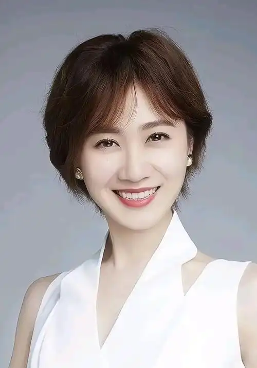 长发的时候想剪短 , 但今天给大家带来的这一波发型 , 让你不用再纠