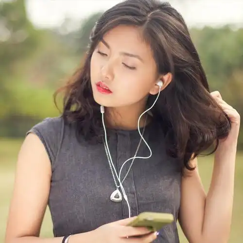 折222网 家电 耳机/耳麦 > earsci mcr02耳机入耳式通用女生韩国迷你