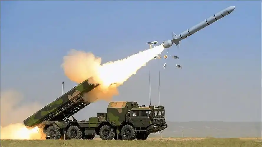 印度远程反导画面曝光,灰烟滚滚爬升缓慢,落后红旗19导弹太多_试验