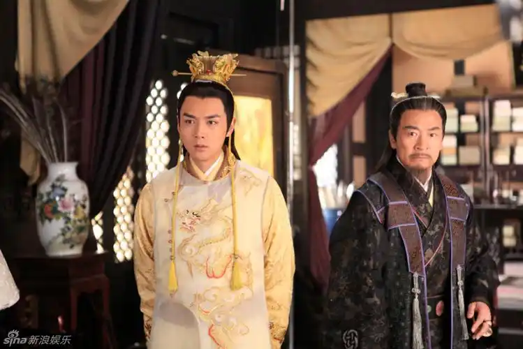 霍政谚,寇振海《七侠五义》剧照