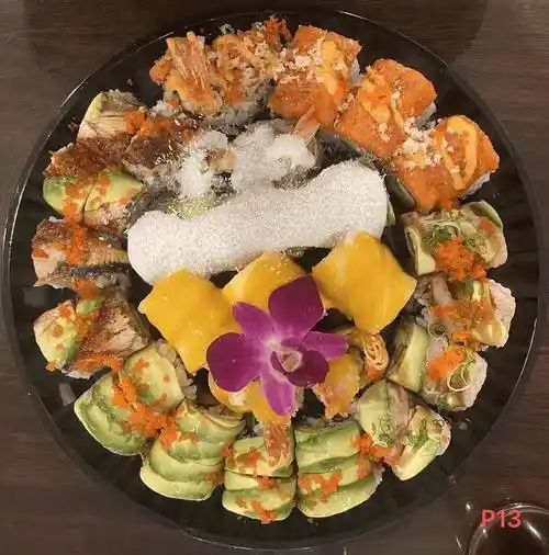 焗虾钳品其鲜美,龙虾汤暖胃暖心,摆盘更是美到极致,$19