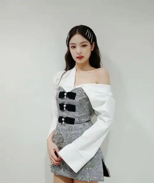 blackpink的金珍妮真的有所谓的"高级脸"吗?