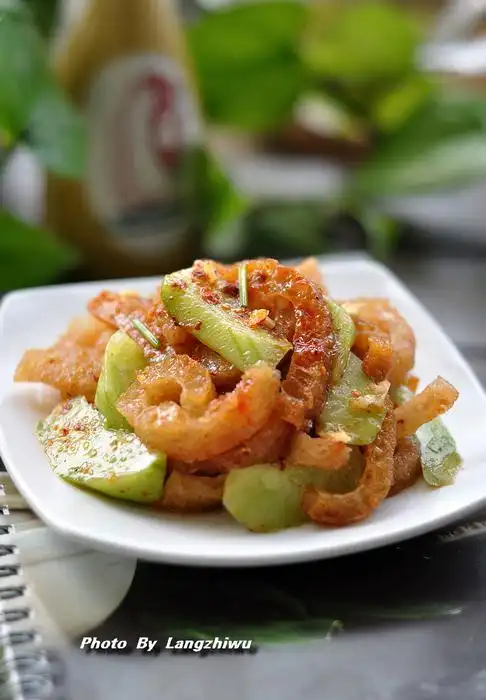 凉拌炸猪皮 ----- 美容小滋味