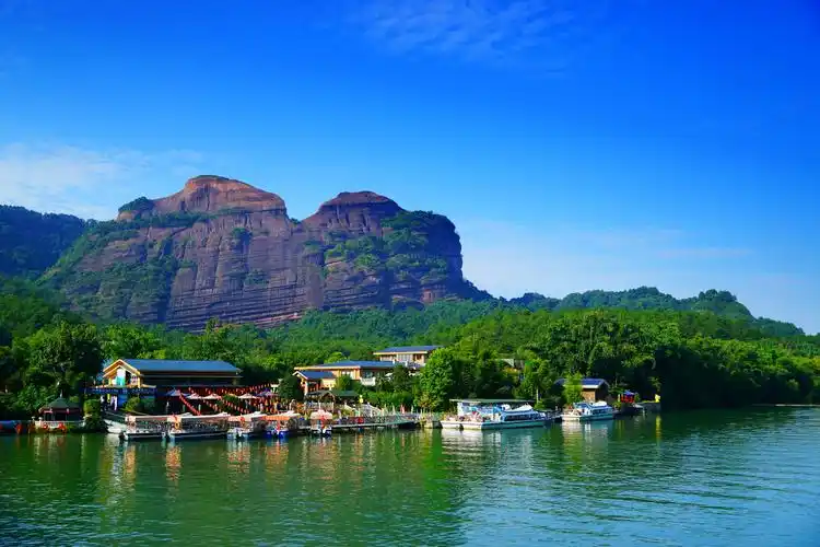 丹霞山游记之一(水上丹霞景区)