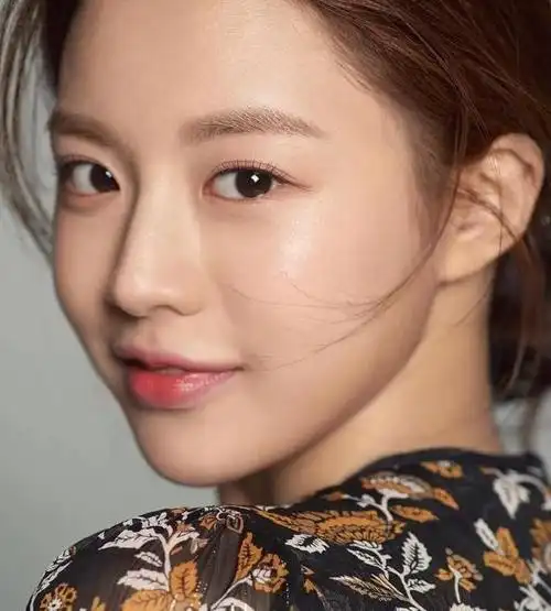 这4种迷人鼻型,素颜就很漂亮