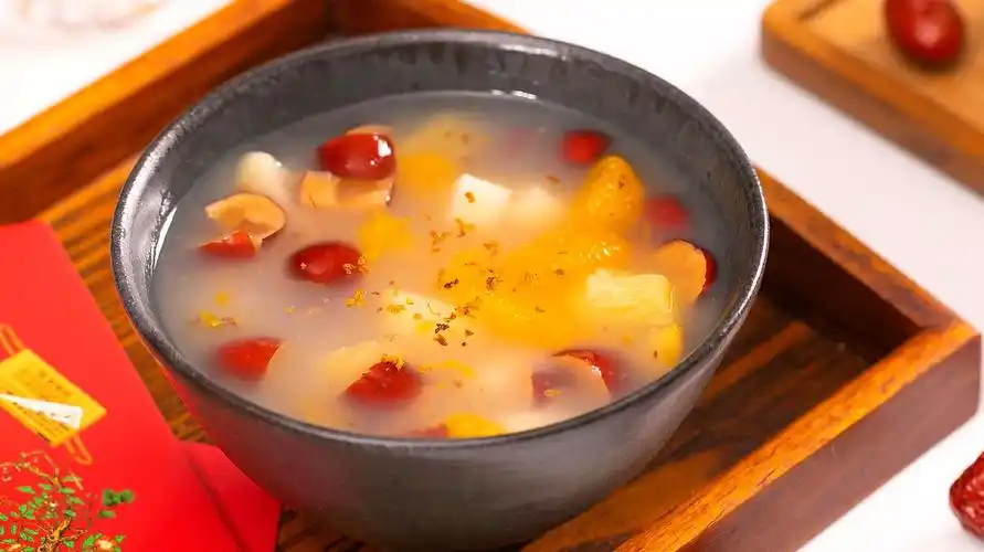 年夜饭后少不了的小甜羹,水果煮着吃也很妙!