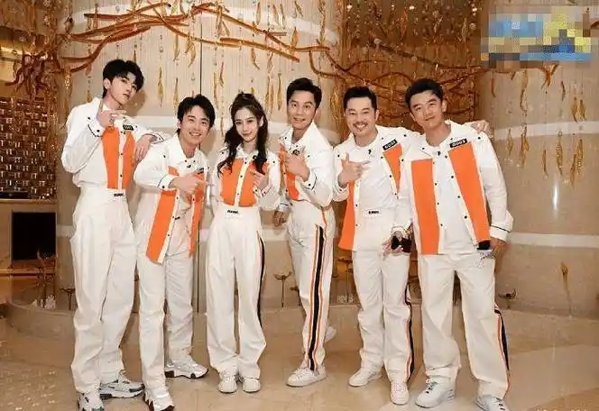 最新路透,杨颖搭档颜值高,程潇的搭档让我发笑了_节目_嘉宾_蔡徐坤