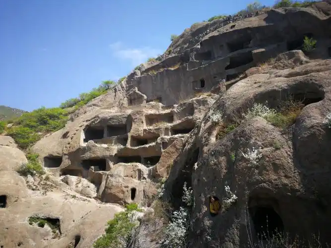 游览 北京市 延庆区 古崖居风景区 华北地区规模最大古人洞窟遗址