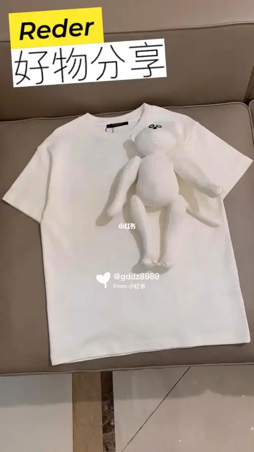 时髦精必备单品lv玩偶短袖t恤简约设计风格