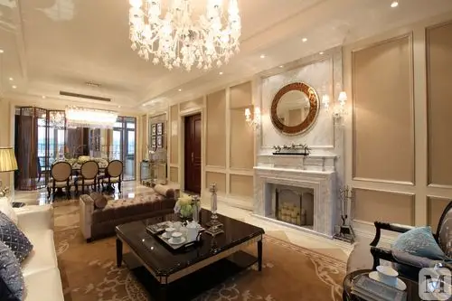 新古典风格一方面保留了材质,色彩的大致风格,同时又摒弃了过于