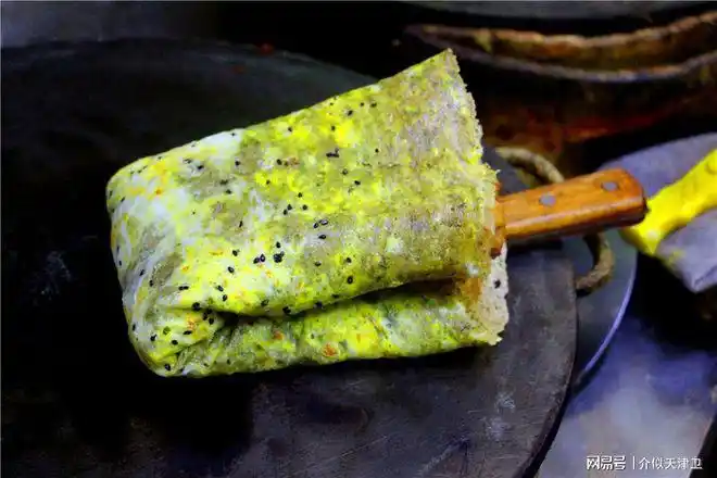 跟天津人一样讲究的绿豆面煎饼果子俩蛋加果篦儿才7块