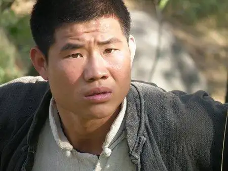 直播关麦"笑骂"网友,潘长江也骂不醒他,嘎子如今成了"渣子"