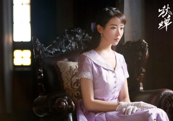 任嘉伦的角色叶冲由张杰进行后期配音;而李曼的角色何樱由朱蓉蓉进行