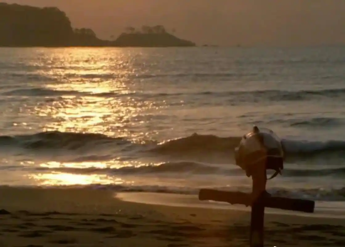 主题曲旋律现在都记得 夕阳下归来的乡秀树 回m78星云了[流泪] 走好!