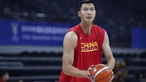 易建联写信寄语集训队:国家队就是玩命的地方!