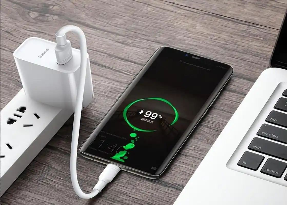 正确充电可延长电池寿命  手机成了这个时代人们的必需品,没有手机将