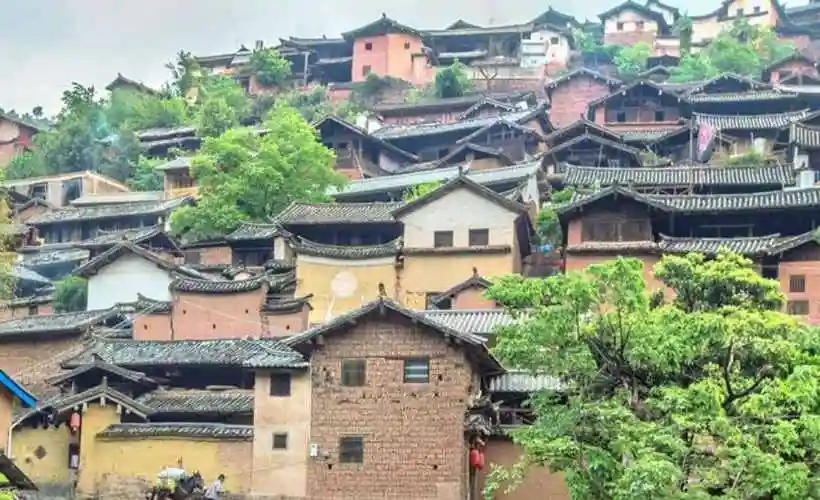 白族民居大理农村现代房子图片