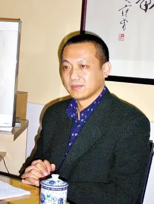 郝彤昨日接受本报记者采访.