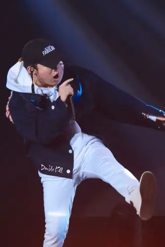 pgone万磁王帅气图片26