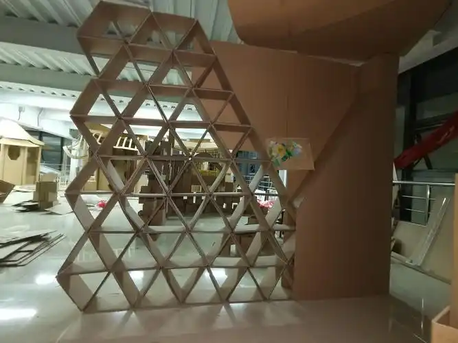 瓦楞纸模型搭建